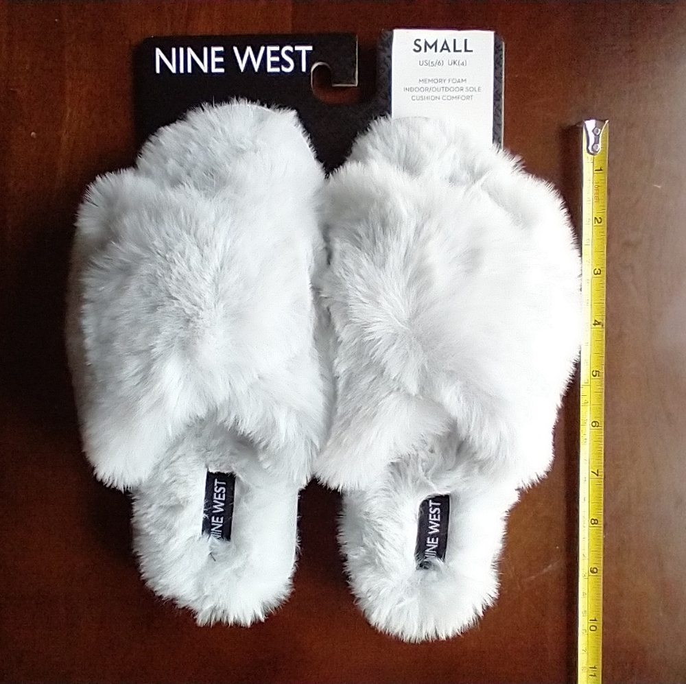 Nine West Fluffy Slippers, NWT - Picture 5 of 8